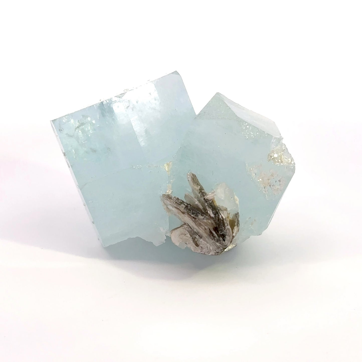 Aquamarine & Muscovite - A10