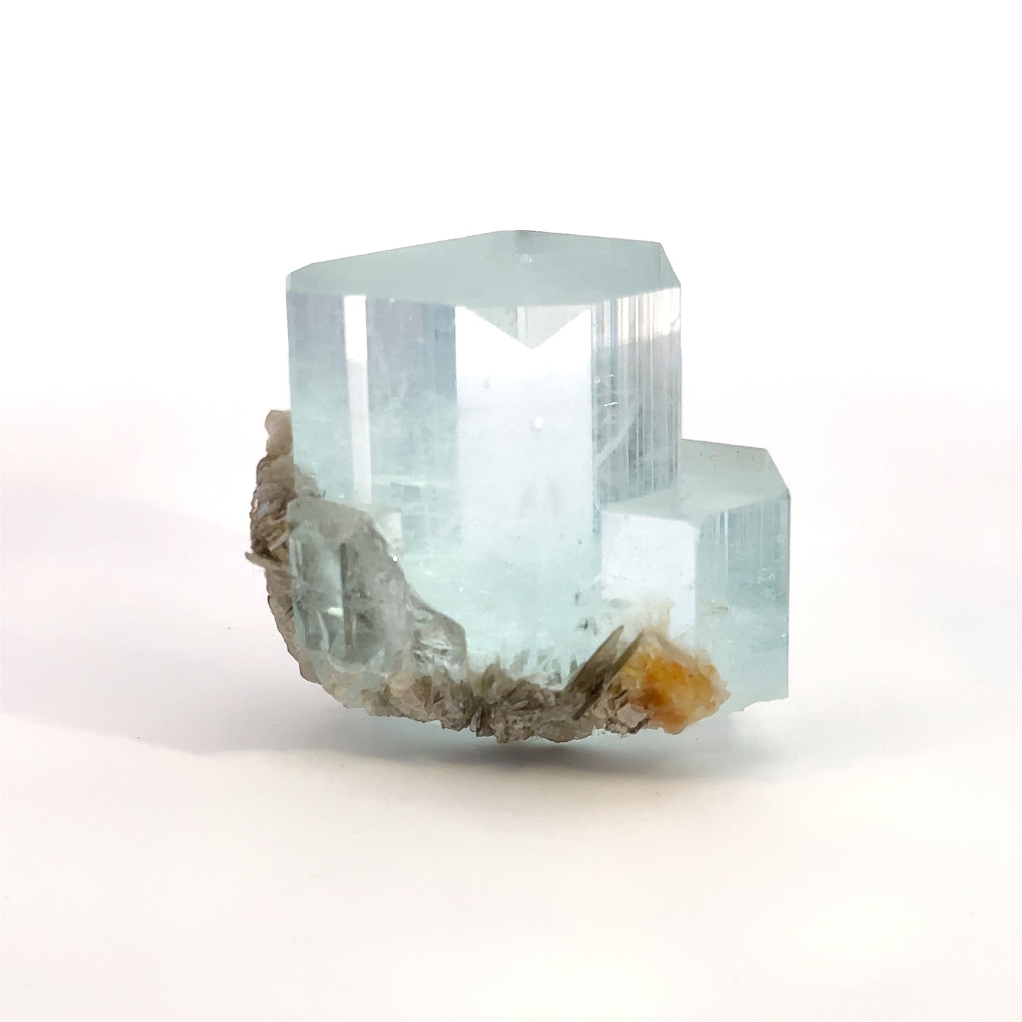 Aquamarine & Muscovite - A11