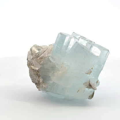 Aquamarine & Muscovite - A16