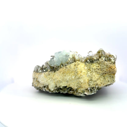 Aquamarine on Muscovite Feldspar Matrix33